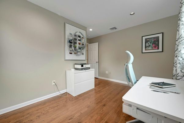 Home Office, Interior, Recessed Lighting, Wood Texture Flooring