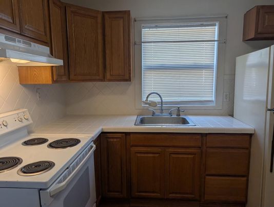Interior, Kitchen, Tile Countertops