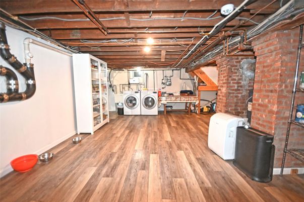 Interior, Stone Walls, Utility Closets, Washer, Wood Texture Flooring