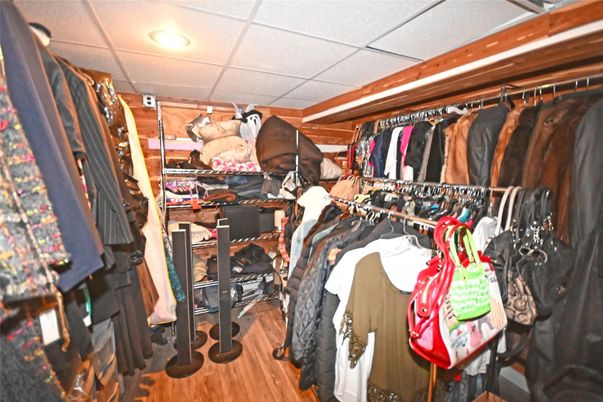 Interior, Recessed Lighting, Walk-in Closets, Wood Texture Flooring