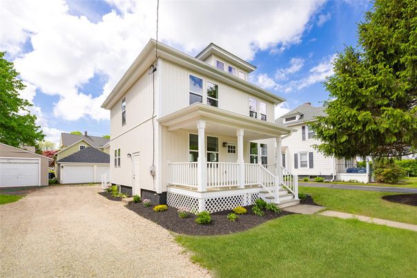 Detached Garage, Exterior