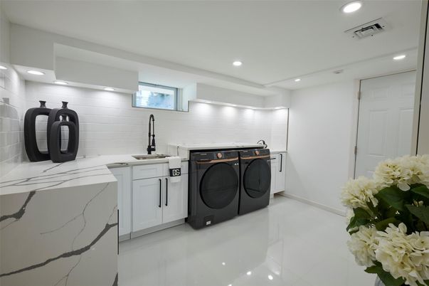 Interior, Recessed Lighting, Washer