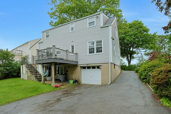 Attached, Backyard, Exterior, Facade, Rowhouse