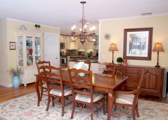 Chandelier, Dining room, Interior, Kitchen, Wood Texture Flooring