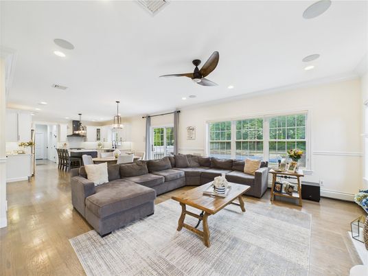 Dining room, Interior, Kitchen, Living room, Pendant Lights, Recessed Lighting, Wood Texture Flooring