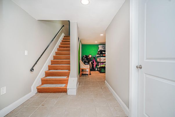 Interior, Recessed Lighting