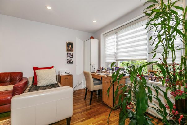 Home Office, Interior, Recessed Lighting, Wood Texture Flooring