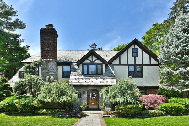 Exterior, Facade, Tudor Revival