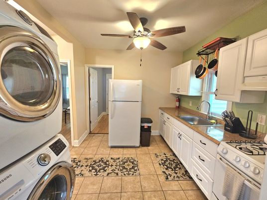 Interior, Kitchen, Washer