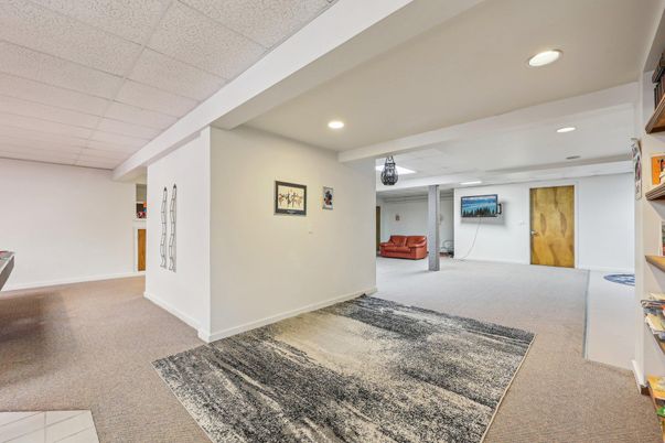 Interior, Recessed Lighting