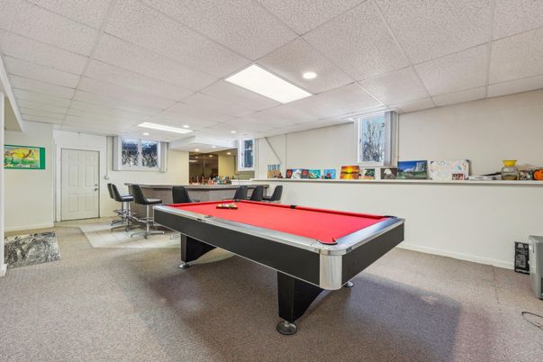 Billiard Table, Game Room, Interior, Recessed Lighting