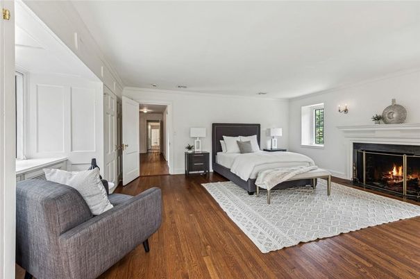 Bedroom, Fireplace, Interior, Wood Texture Flooring