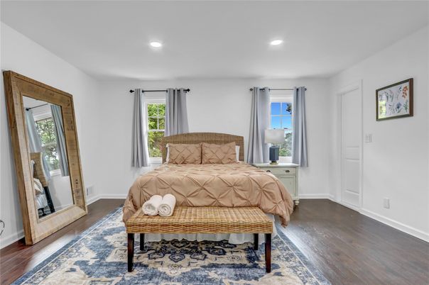 Bedroom, Interior, Recessed Lighting, Wood Texture Flooring