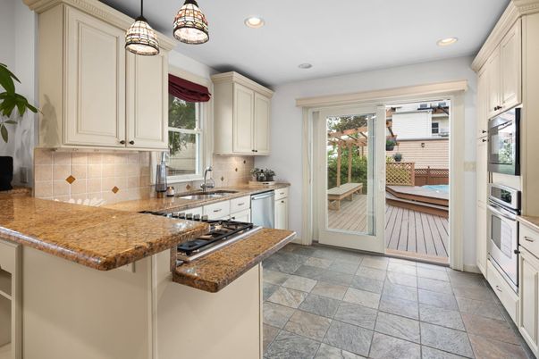 Interior, Kitchen, Pendant Lights, Recessed Lighting