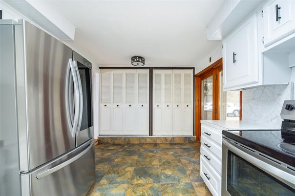 Interior, Kitchen, Stainless Steel Appliances