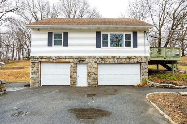 Attached, Exterior, Facade, Raised Ranch