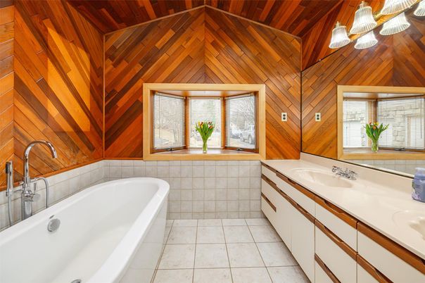 Bathroom, Dual Sink Vanities, Interior, Wooden Ceilings, Wooden Walls