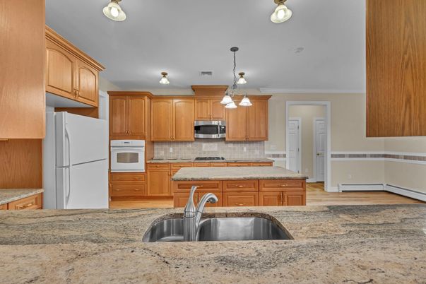 Interior, Kitchen, Pendant Lights, Wood Texture Flooring