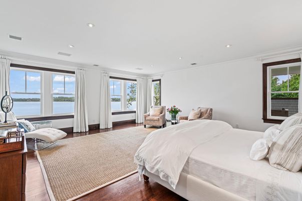 Bedroom, Interior, Recessed Lighting, Water, Wood Texture Flooring