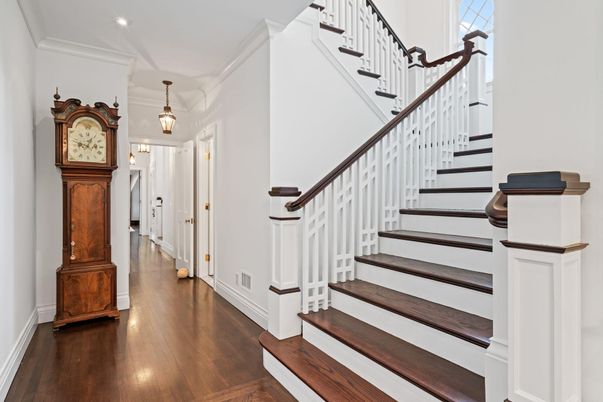 Interior, Pendant Lights, Recessed Lighting, Wood Texture Flooring