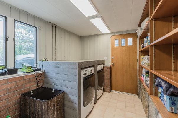 Interior, Wooden Walls