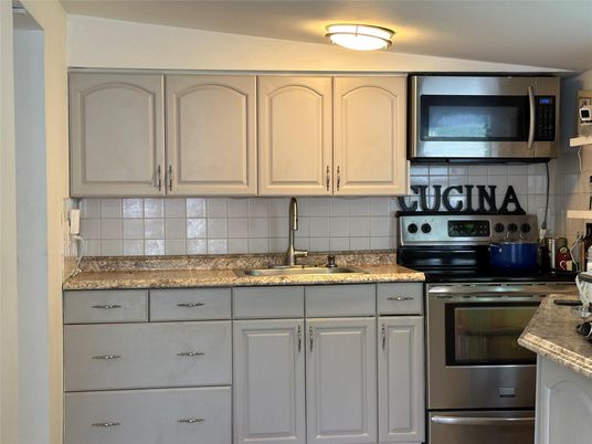 Interior, Kitchen, Stainless Steel Appliances