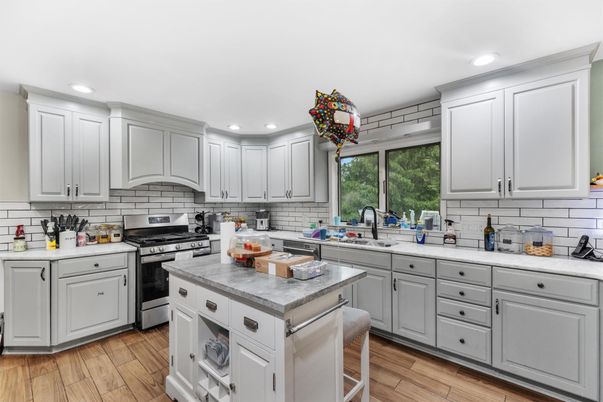 Interior, Kitchen, Recessed Lighting, Wood Texture Flooring
