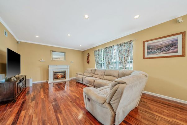 Fireplace, Interior, Living room, Recessed Lighting, Wood Texture Flooring