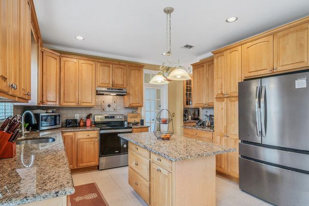 Interior, Kitchen, Pendant Lights, Recessed Lighting