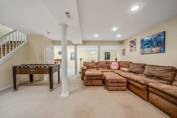 Game Room, Interior, Living room, Recessed Lighting