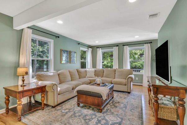 Interior, Living room, Recessed Lighting, Wood Texture Flooring