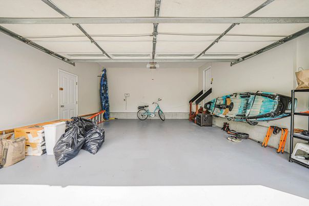 Garage, Interior