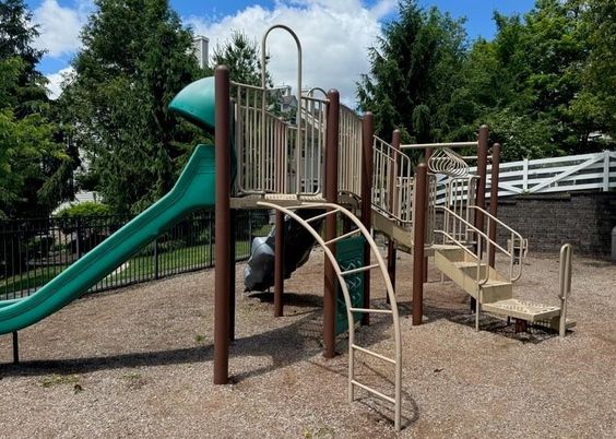 Backyard, Exterior, Playground