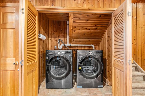 Interior, Utility Closets, Washer, Wooden Ceilings, Wooden Walls