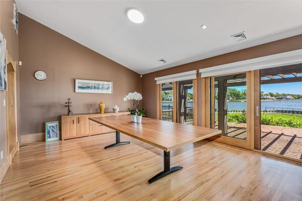 Interior, Recessed Lighting, Water, Wood Texture Flooring