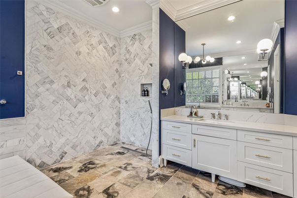 Bathroom, Interior, Marble Walls, Recessed Lighting