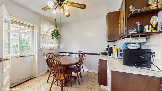 Dining room, Interior