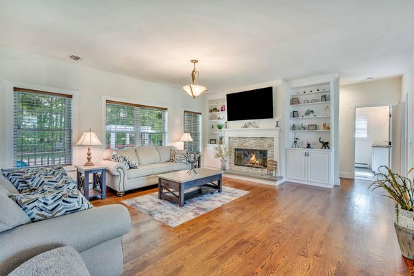 Fireplace, Interior, Living room, Pendant Lights, Wood Texture Flooring