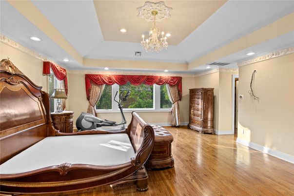 Chandelier, Interior, Recessed Lighting, Wood Texture Flooring