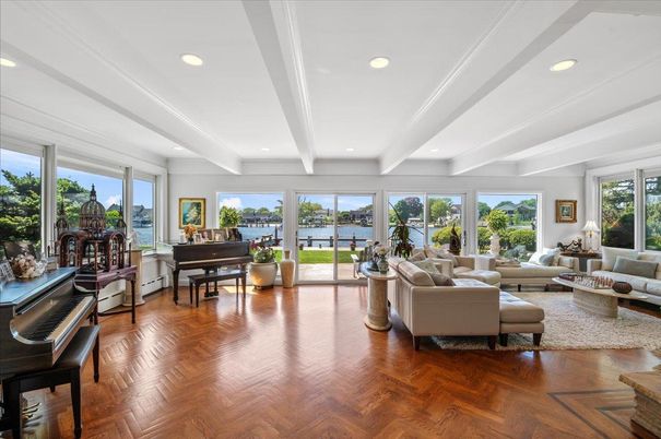 Interior, Living room, Piano, Recessed Lighting, Water, Wood Texture Flooring