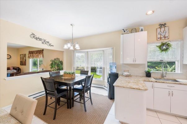 Dining room, Interior, Kitchen, Pendant Lights, Recessed Lighting