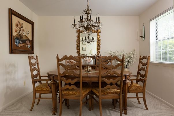 Chandelier, Dining room, Interior