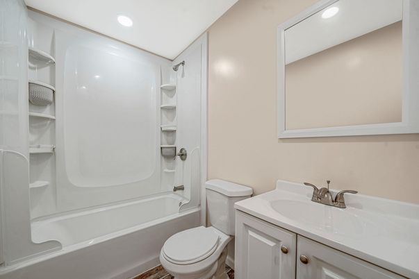 Bathroom, Interior, Recessed Lighting