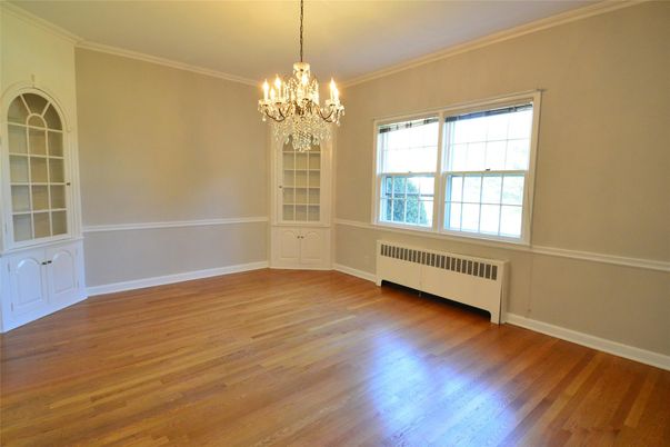 Chandelier, Empty room, Interior, Wood Texture Flooring