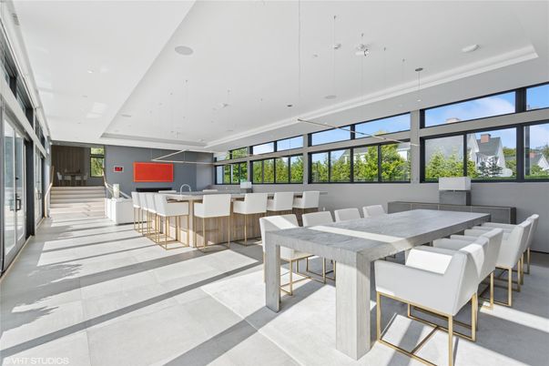 Dining room, Interior, Pendant Lights, Recessed Lighting