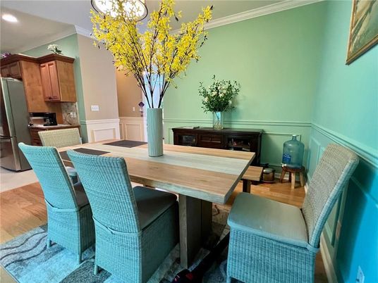 Dining room, Interior, Kitchen, Recessed Lighting