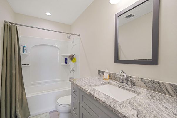 Bathroom, Interior, Recessed Lighting