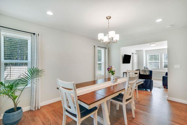 Chandelier, Dining room, Interior, Living room, Recessed Lighting, Wood Texture Flooring