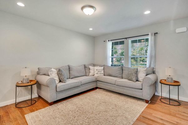 Interior, Living room, Recessed Lighting, Wood Texture Flooring