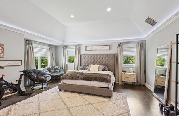 Bedroom, Fitness Equipment, Interior, Recessed Lighting, Wood Texture Flooring